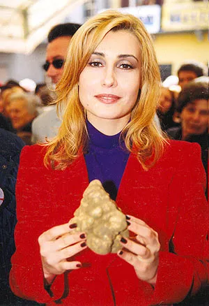 Fiera del Tartufo Bianco del Monferrato: Claudia Koll madrina nell'edizione 2000